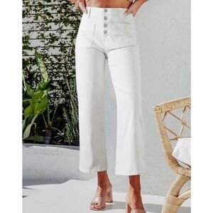 NWOT White High-Waisted Cropped Women Jeans